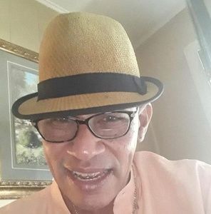 Meet your Posher, Cornelius